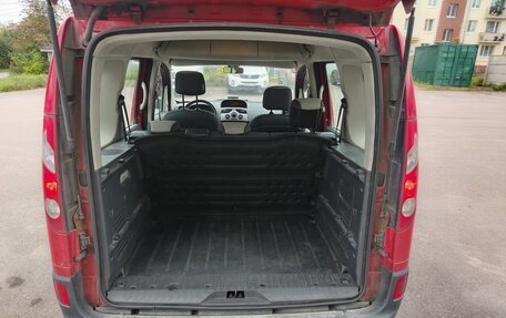 Renault Kangoo II рестайлинг, 2011 год, 600 000 рублей, 11 фотография