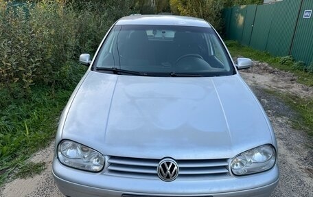 Volkswagen Golf IV, 2003 год, 350 000 рублей, 4 фотография