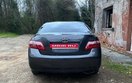 Toyota Camry, 2008 год, 860 000 рублей, 3 фотография