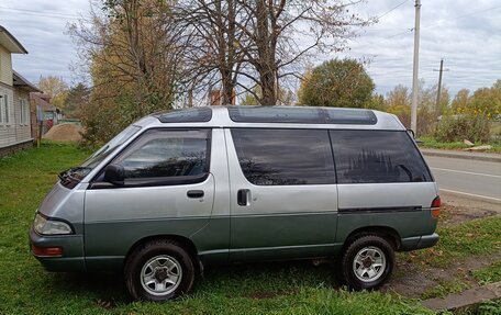 Toyota Town Ace III, 1993 год, 650 000 рублей, 3 фотография