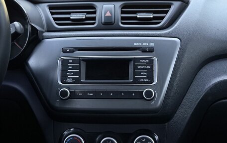KIA Rio III рестайлинг, 2015 год, 975 000 рублей, 14 фотография