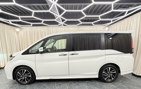 Honda Stepwgn IV, 2016 год, 1 749 000 рублей, 3 фотография