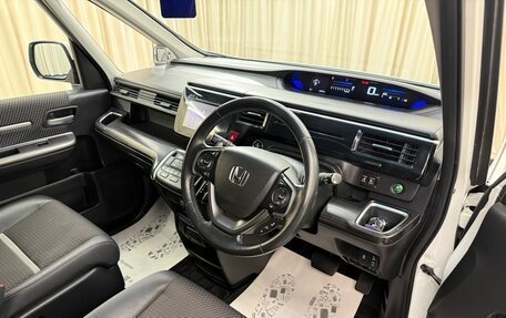 Honda Stepwgn IV, 2016 год, 1 749 000 рублей, 11 фотография