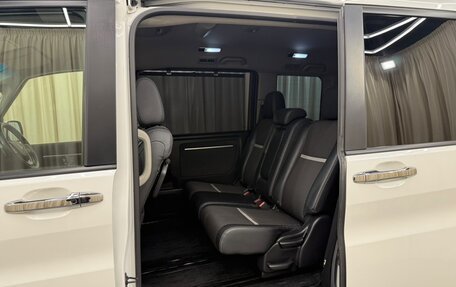 Honda Stepwgn IV, 2016 год, 1 749 000 рублей, 19 фотография