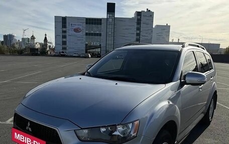 Mitsubishi Outlander III рестайлинг 3, 2012 год, 1 270 000 рублей, 4 фотография