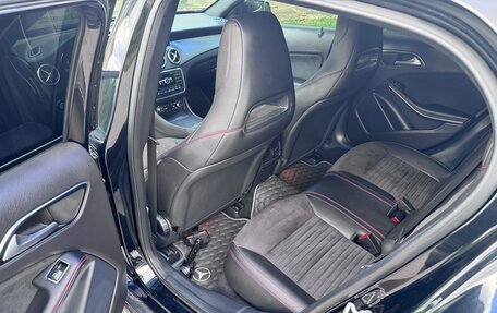 Mercedes-Benz GLA, 2015 год, 1 950 000 рублей, 10 фотография