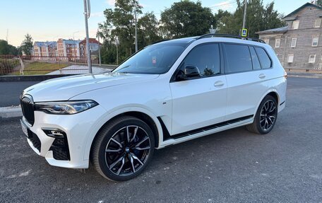 BMW X7, 2021 год, 9 490 000 рублей, 2 фотография