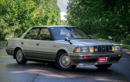 Toyota Crown, 1992 год, 800 000 рублей, 1 фотография
