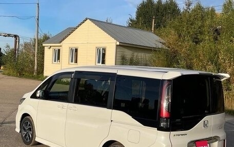 Honda Stepwgn IV, 2021 год, 2 600 000 рублей, 3 фотография
