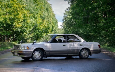 Toyota Crown, 1992 год, 800 000 рублей, 2 фотография
