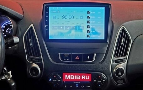 Hyundai ix35 I рестайлинг, 2012 год, 955 000 рублей, 11 фотография