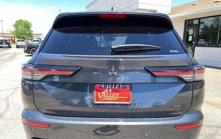 Mitsubishi Outlander, 2026 год, 5 400 031 рублей, 3 фотография