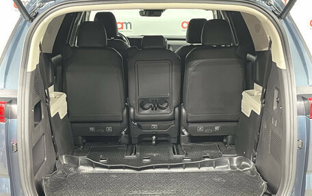 KIA Carnival, 2023 год, 4 699 000 рублей, 30 фотография