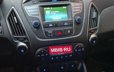 Hyundai ix35 I рестайлинг, 2014 год, 750 000 рублей, 9 фотография