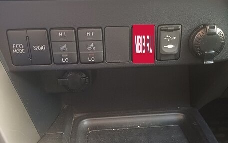 Toyota RAV4, 2014 год, 1 600 000 рублей, 12 фотография