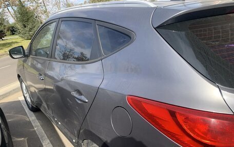 Hyundai ix35 I рестайлинг, 2011 год, 800 000 рублей, 4 фотография