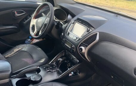 Hyundai ix35 I рестайлинг, 2011 год, 800 000 рублей, 8 фотография