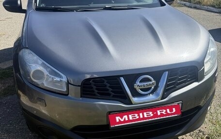Nissan Qashqai, 2012 год, 940 000 рублей, 2 фотография
