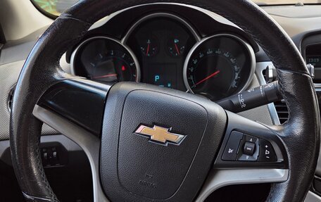 Chevrolet Cruze II, 2011 год, 550 000 рублей, 7 фотография
