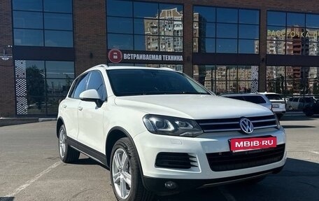 Volkswagen Touareg III, 2010 год, 2 100 000 рублей, 2 фотография