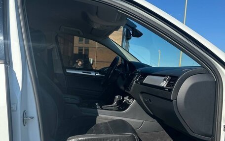 Volkswagen Touareg III, 2010 год, 2 100 000 рублей, 12 фотография