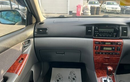 Toyota Corolla, 2003 год, 689 000 рублей, 17 фотография