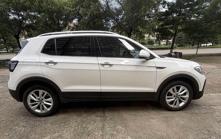 Volkswagen T-Cross I, 2022 год, 1 710 800 рублей, 8 фотография