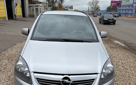 Opel Zafira B, 2012 год, 950 000 рублей, 8 фотография