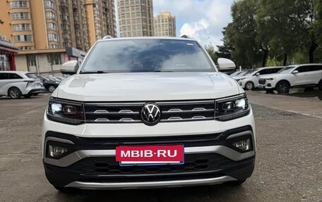 Volkswagen T-Cross I, 2022 год, 1 710 800 рублей, 2 фотография