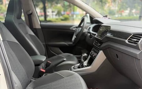 Volkswagen T-Cross I, 2022 год, 1 710 800 рублей, 20 фотография