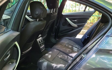 BMW 3 серия, 2018 год, 1 790 000 рублей, 6 фотография