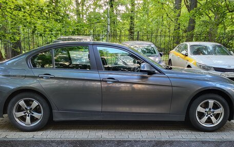 BMW 3 серия, 2018 год, 1 790 000 рублей, 4 фотография