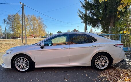 Toyota Camry, 2018 год, 2 580 000 рублей, 24 фотография