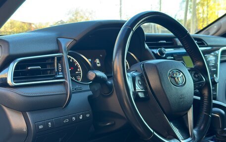 Toyota Camry, 2018 год, 2 580 000 рублей, 19 фотография
