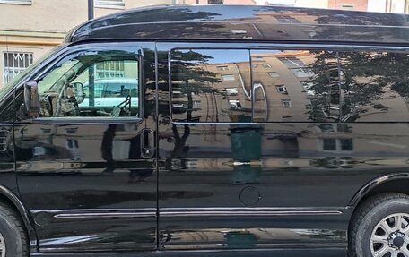 Chevrolet Express II, 2011 год, 3 850 000 рублей, 3 фотография