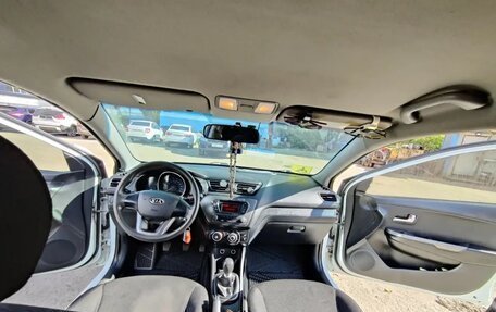 KIA Rio III рестайлинг, 2012 год, 850 000 рублей, 20 фотография