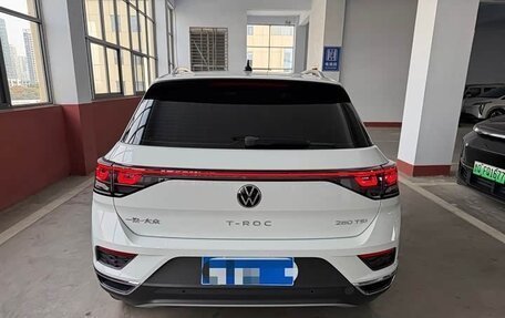 Volkswagen T-Roc I, 2023 год, 1 740 800 рублей, 5 фотография