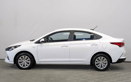 Hyundai Solaris II рестайлинг, 2022 год, 1 580 000 рублей, 8 фотография