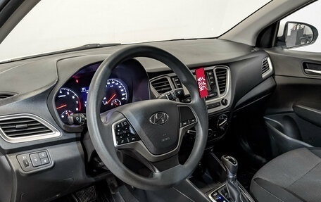 Hyundai Solaris II рестайлинг, 2022 год, 1 580 000 рублей, 14 фотография