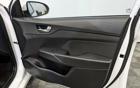 Hyundai Solaris II рестайлинг, 2022 год, 1 580 000 рублей, 23 фотография
