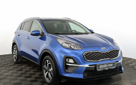 KIA Sportage IV рестайлинг, 2020 год, 2 100 000 рублей, 3 фотография