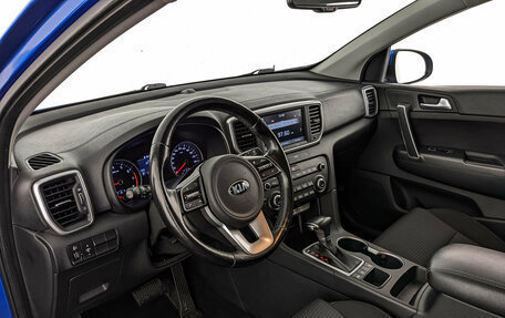KIA Sportage IV рестайлинг, 2020 год, 2 100 000 рублей, 15 фотография