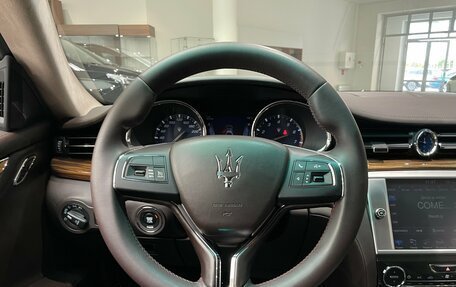 Maserati Quattroporte VI, 2013 год, 3 390 000 рублей, 16 фотография