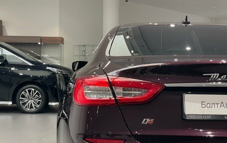 Maserati Quattroporte VI, 2013 год, 3 390 000 рублей, 25 фотография