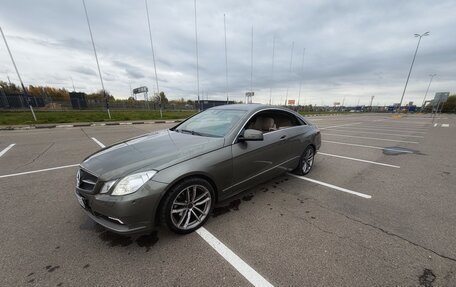 Mercedes-Benz E-Класс, 2010 год, 1 100 000 рублей, 1 фотография