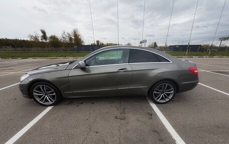 Mercedes-Benz E-Класс, 2010 год, 1 100 000 рублей, 7 фотография