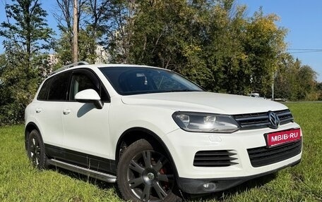 Volkswagen Touareg III, 2012 год, 1 400 000 рублей, 1 фотография