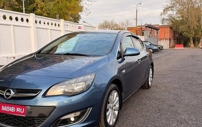 Opel Astra J, 2013 год, 690 000 рублей, 1 фотография