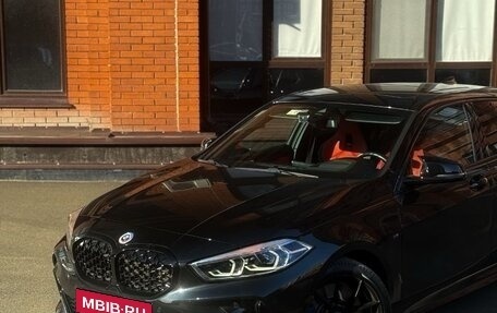 BMW 1 серия, 2022 год, 4 100 000 рублей, 11 фотография