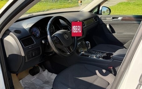 Volkswagen Touareg III, 2012 год, 1 400 000 рублей, 6 фотография